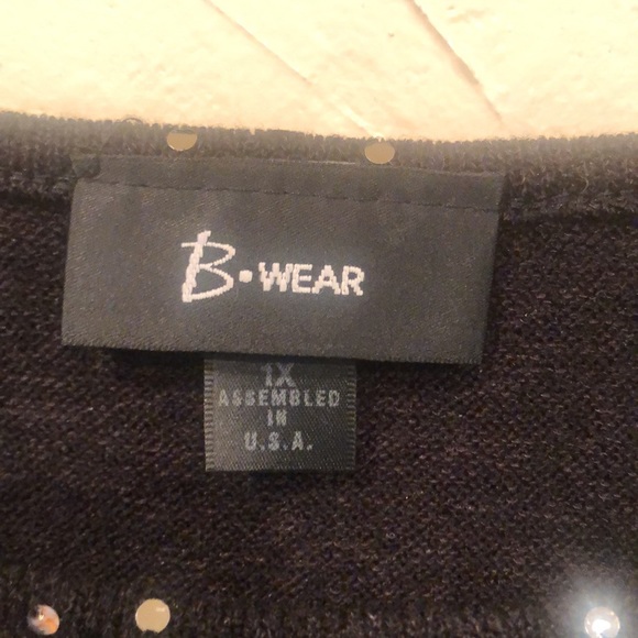 Cold shoulder metallic pattern sweater - Picture 3 of 6